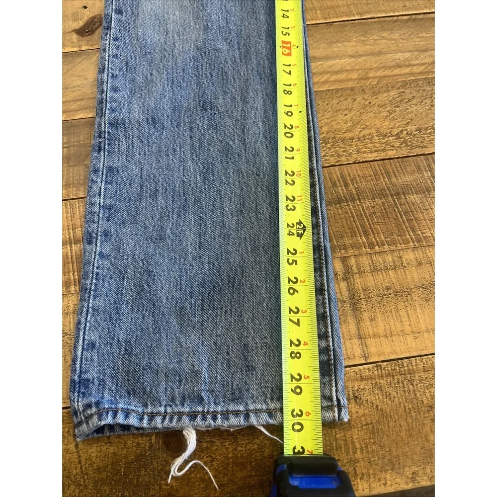 Levis 501 Jeans Mens 34x32 (Act 34x30) Blue Button Fly Distressed Straight Cut